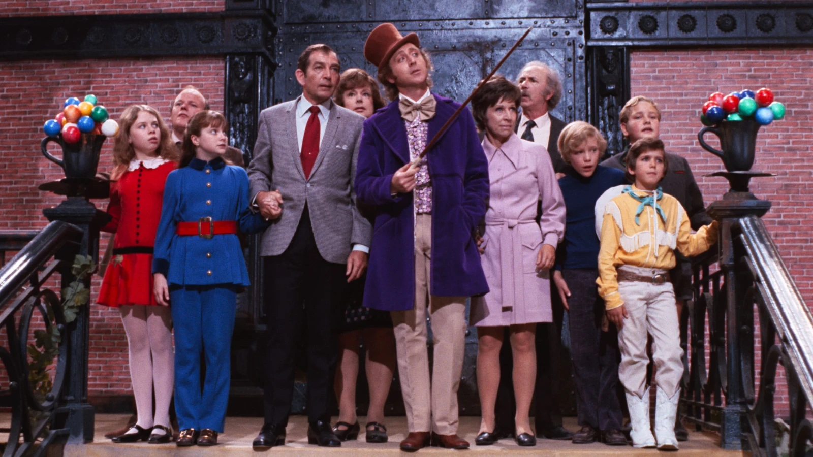 Xem phim Willy Wonka và Nhà Máy Sôcôla - Motchill
