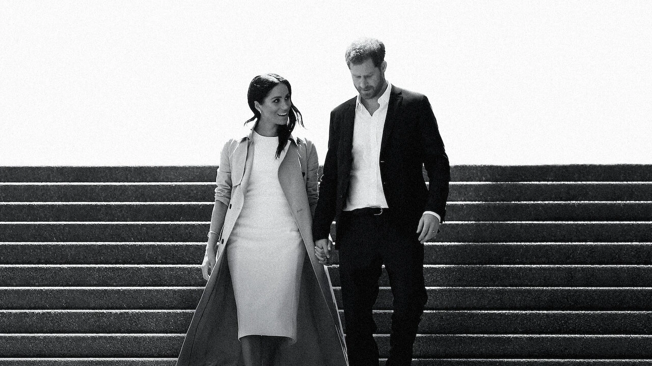 Xem phim Harry Và Meghan - Motchill