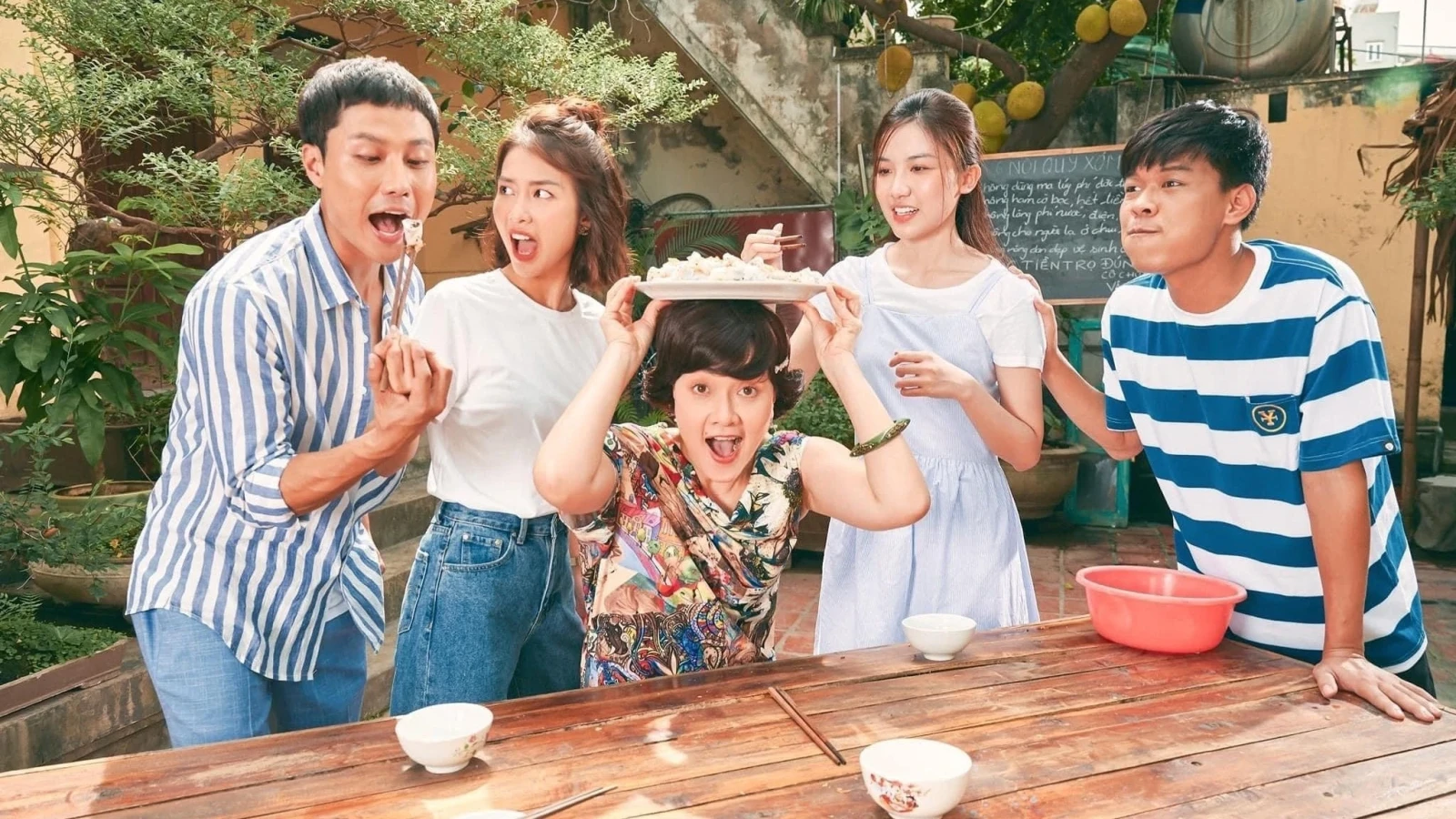Xem phim 11 Tháng 5 ngày - Motchill