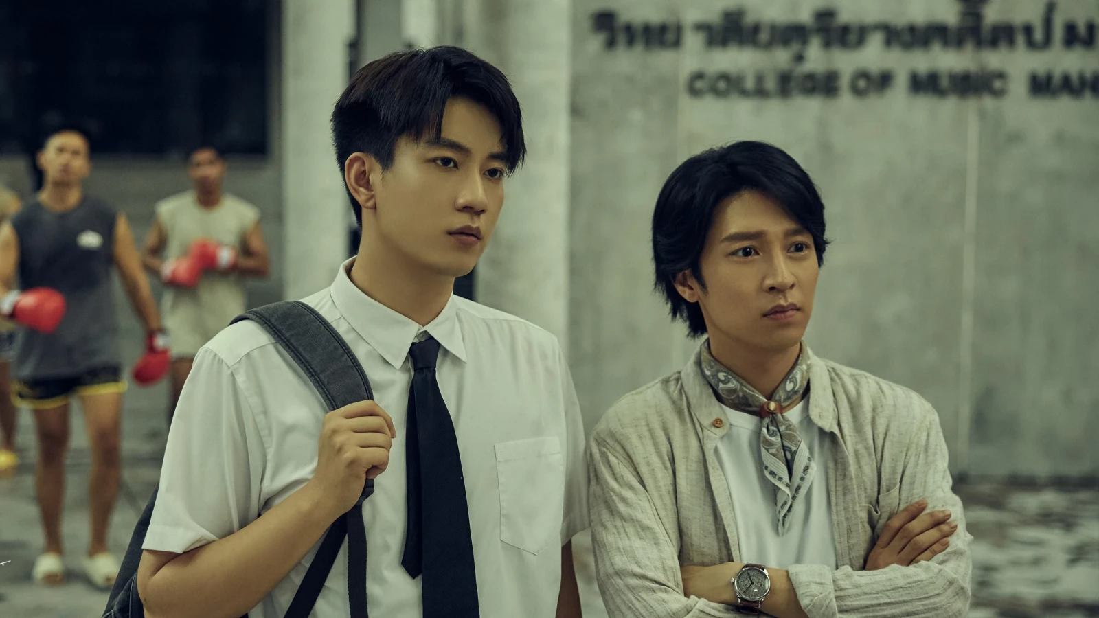 Xem phim Trên Đống Tro Tàn - Motchill