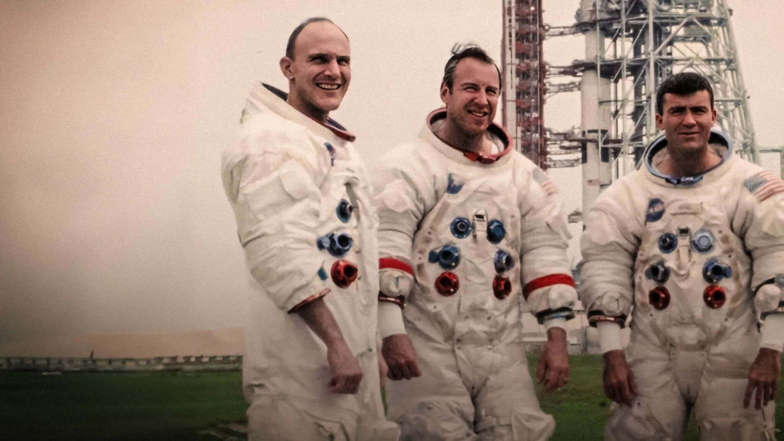 Xem phim Apollo 13: Sống sót - Motchill