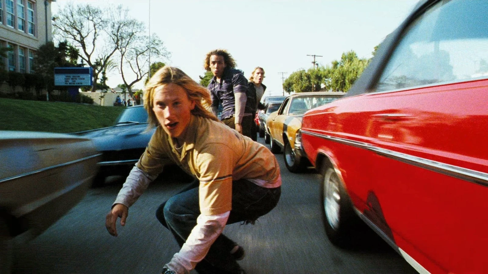 Xem phim Chúa Tể Dogtown - Motchill