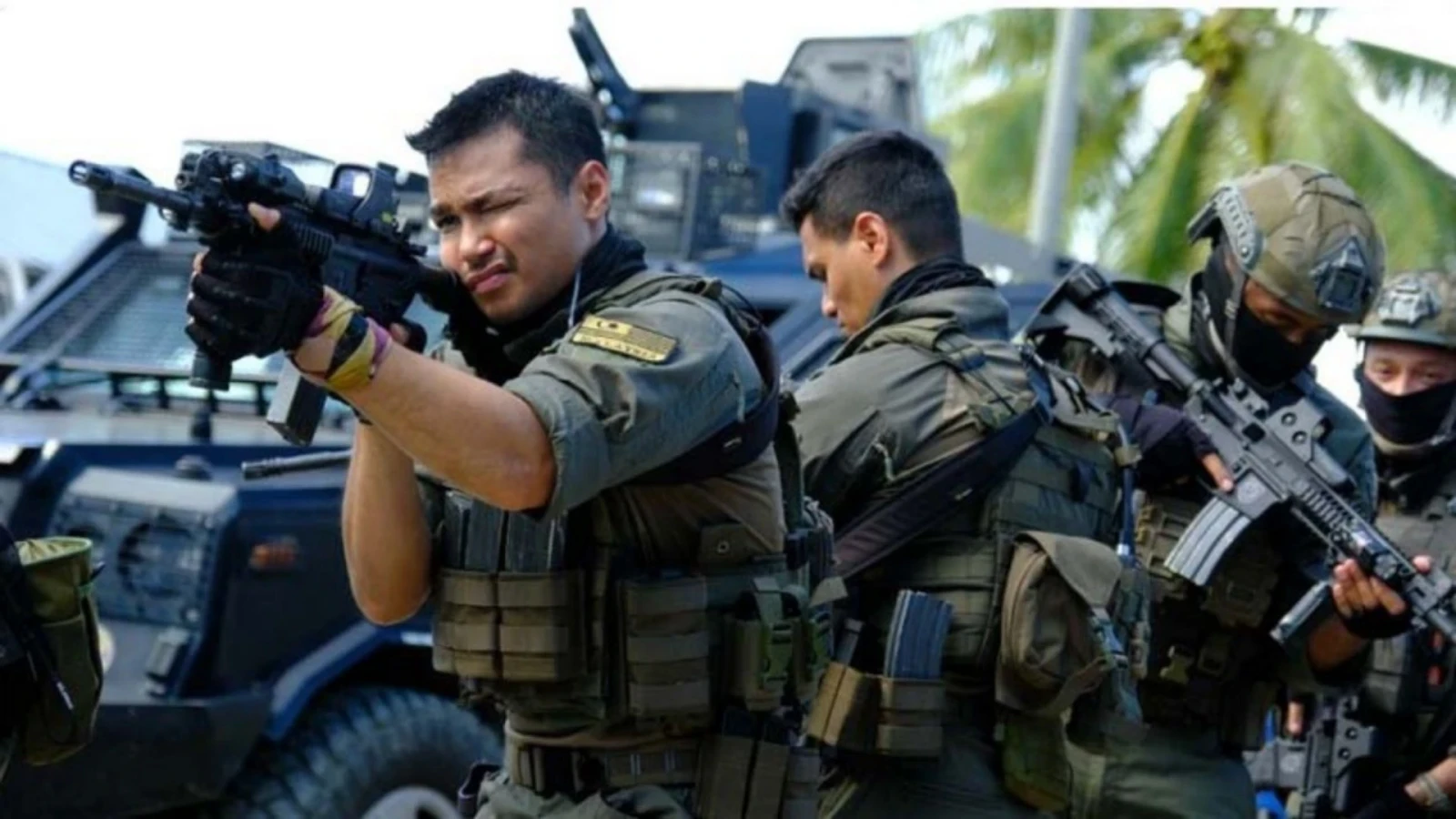Xem phim Lahad Datu: Biên Giới Lửa - Motchill