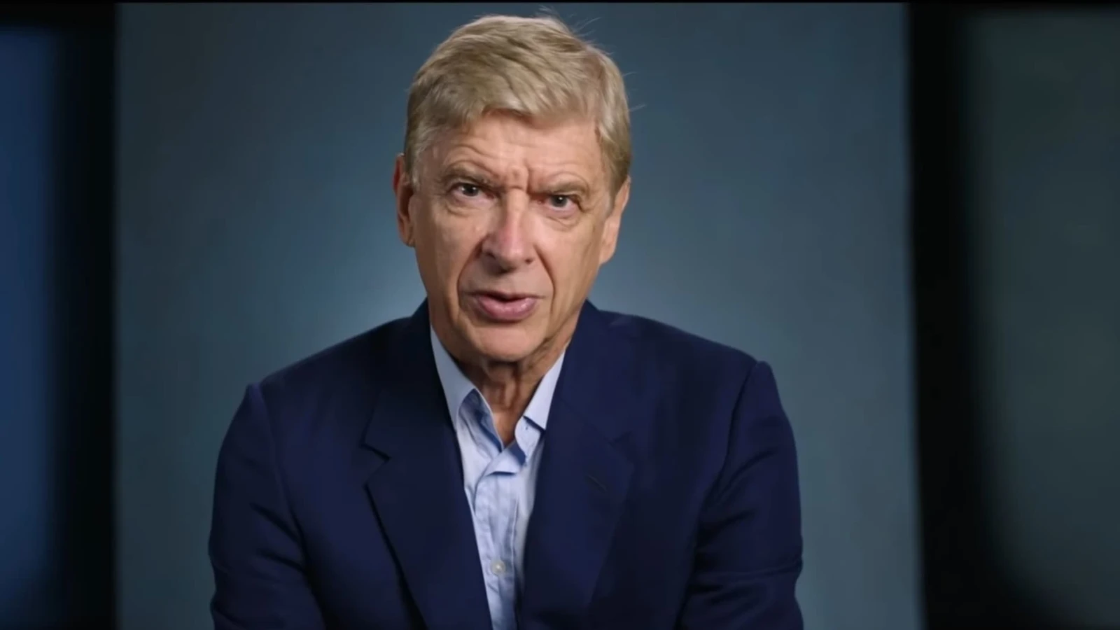 Xem phim Arsène Wenger: Bất Khả Chiến Bại - Motchill
